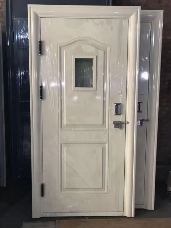 舟曲学校教室门