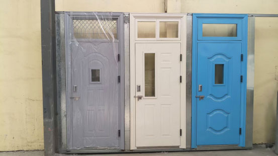 舟曲学校教室门