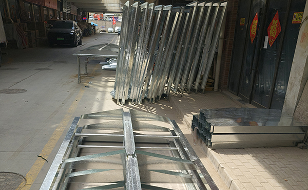 2025舟曲排烟窗维护周期与电动开启故障排查